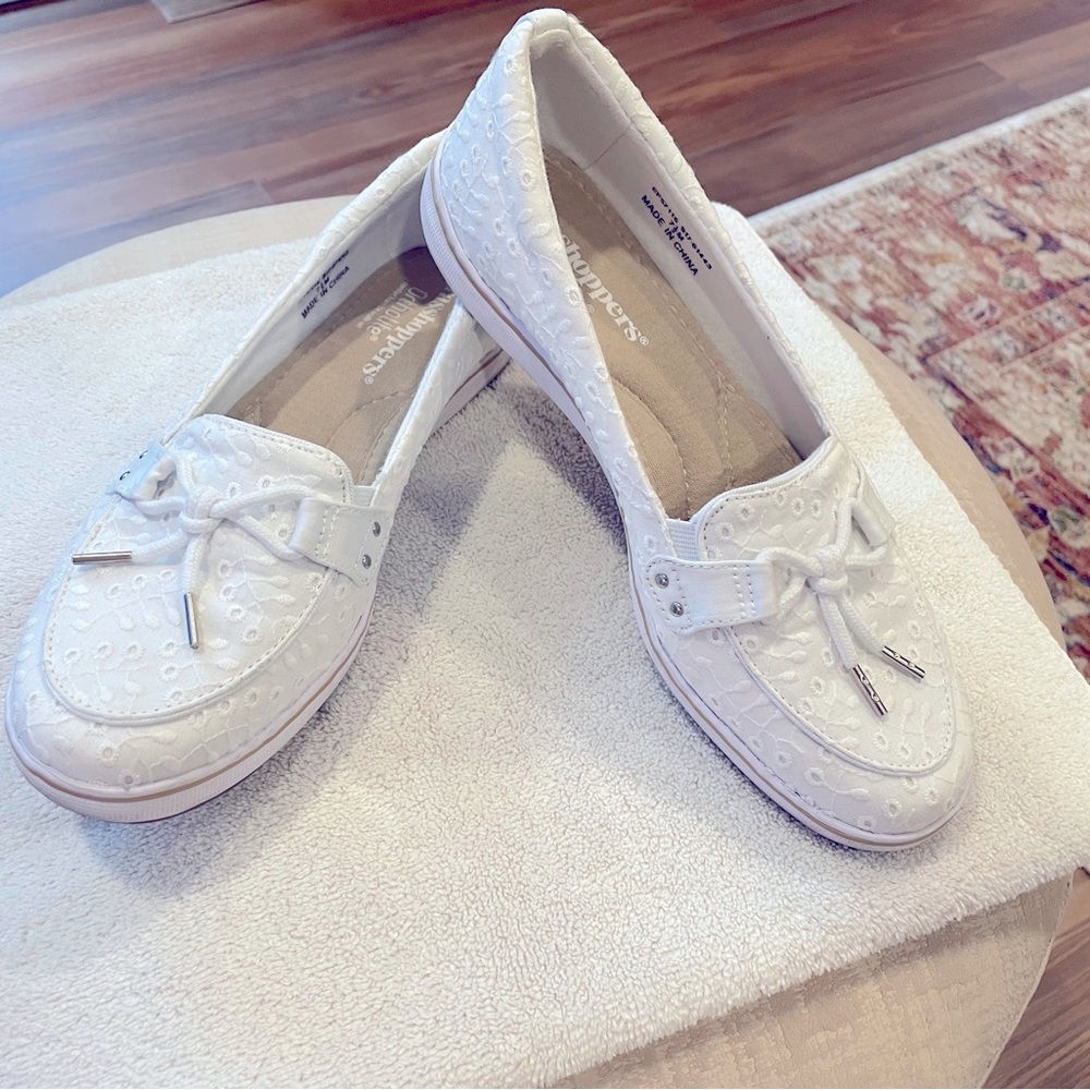 Grasshoppers Ortholite Canvas women’s slip on shoes. White, 7 1/2 M